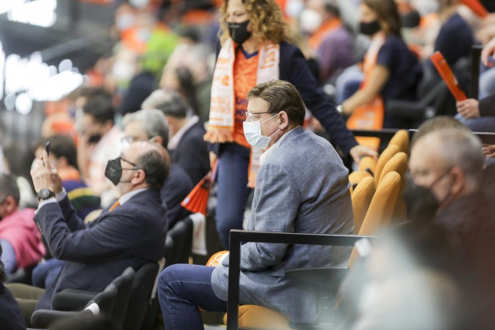 Ambientazo y bufandeo en La Fonteta para buscar el doblete