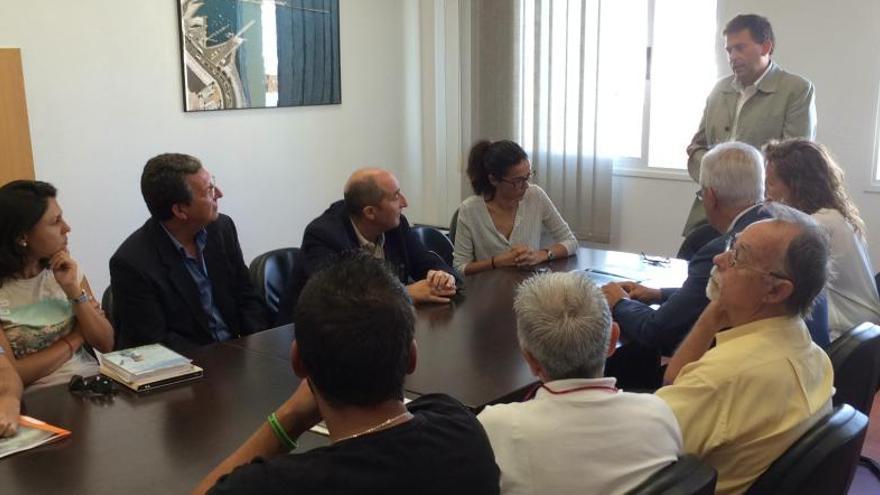 Reunión con la Autoridad Portuaria en Puerto del Rosario.