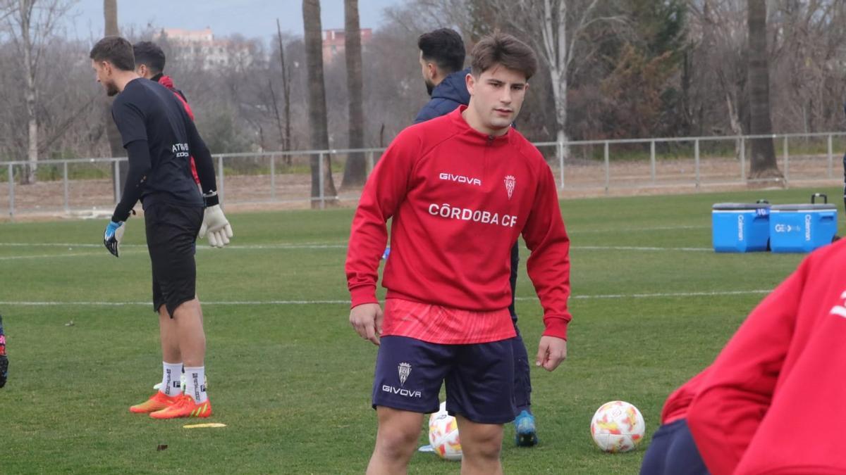 Manolillo, durante la sesión de trabajo de este viernes en la Ciudad Deportiva.