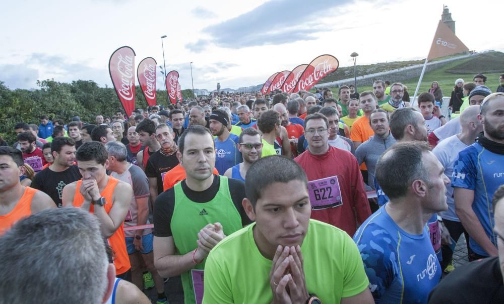 La carrera nocturna de la Torre de Hércules