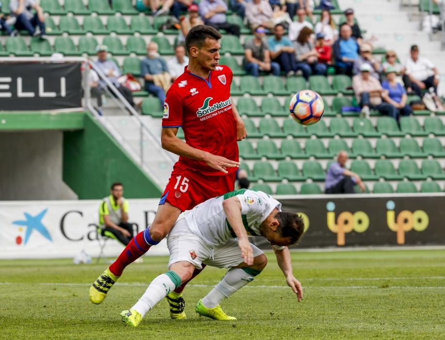 El Elche se queda sin fútbol y cae ante un Numancia muy superior