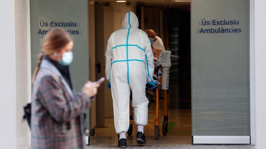 Un experto de la OMS aboga por un nuevo confinamiento en España &quot;de tres o cuatro semanas&quot;