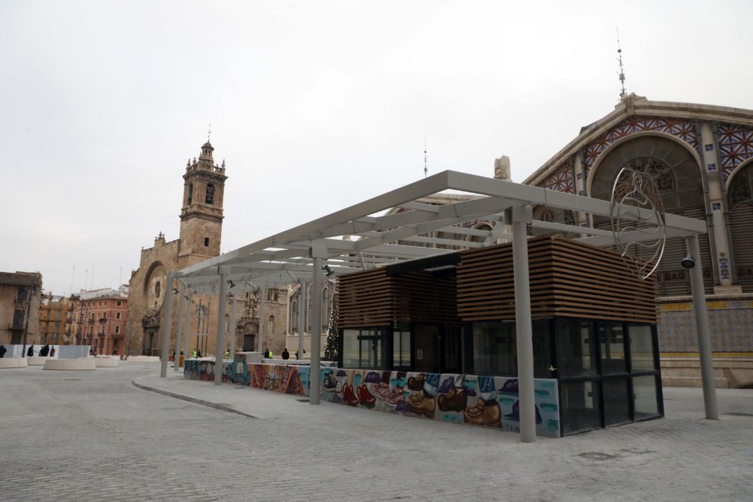 Inauguración de la Plaza de Brujas renovada tras las obras