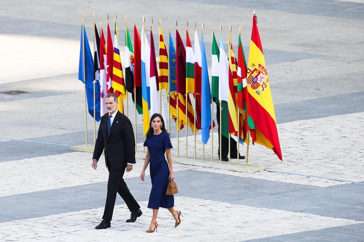 Los Reyes y Sánchez presiden el tercer homenaje a las víctimas de la pandemia