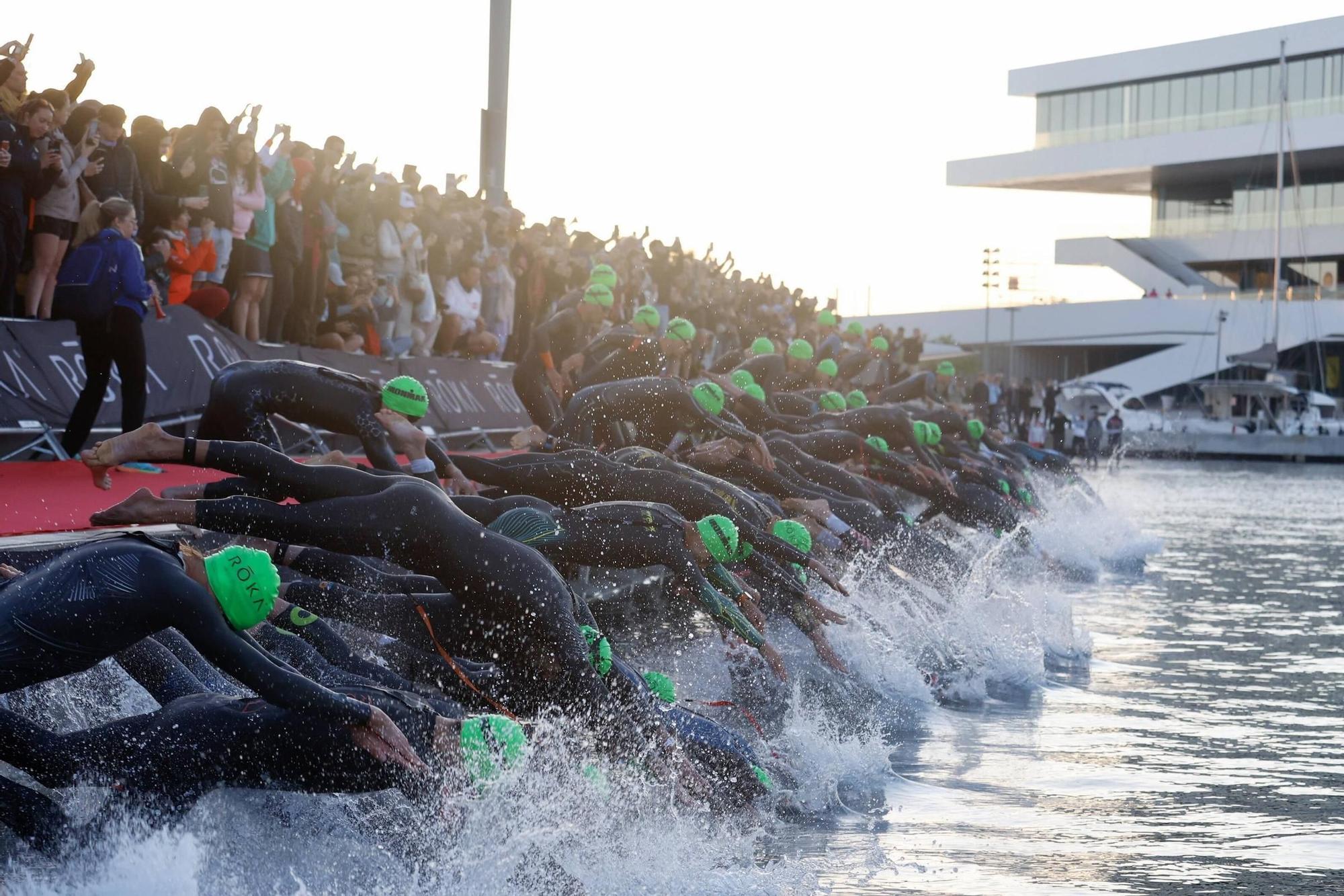 Así ha sido la prueba de natación del Ironman 70.3 en Valencia