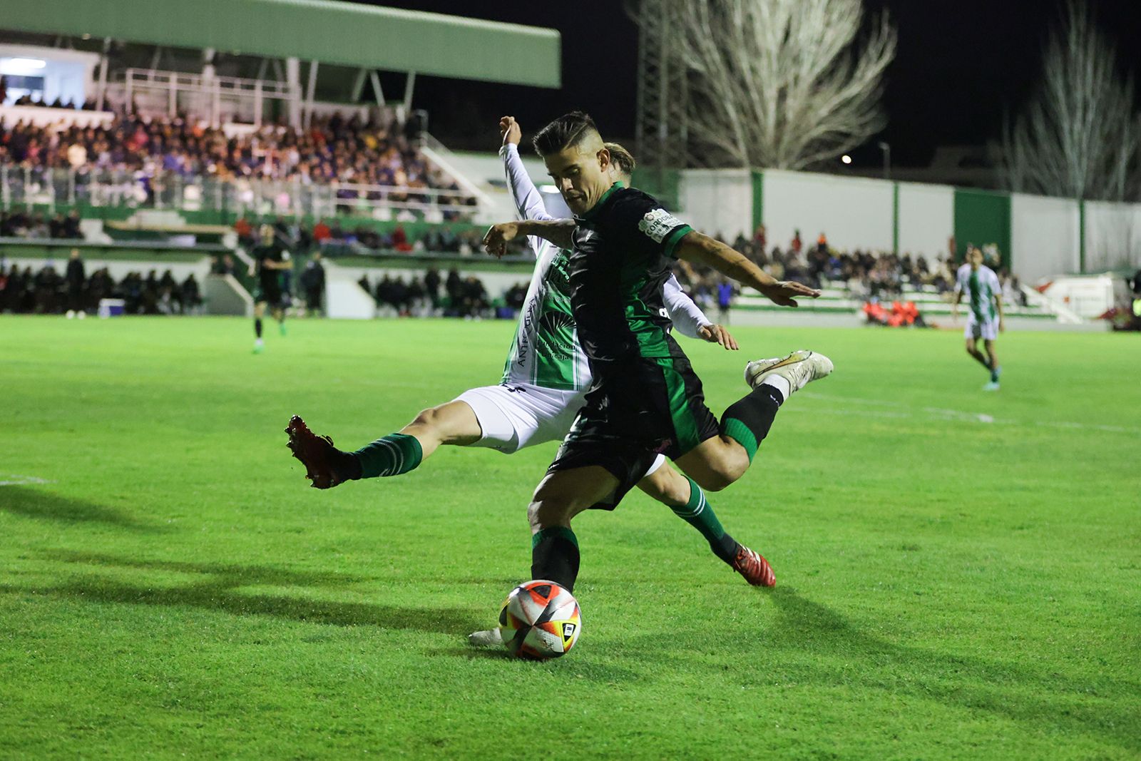 Antequera-Córdoba CF: las imágenes del partido en El Maulí