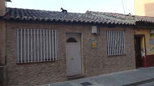 Los hechos investigados tuvieron lugar en esta vivienda de Zaragoza. EL PERIÓDICO DE ARAGÓN