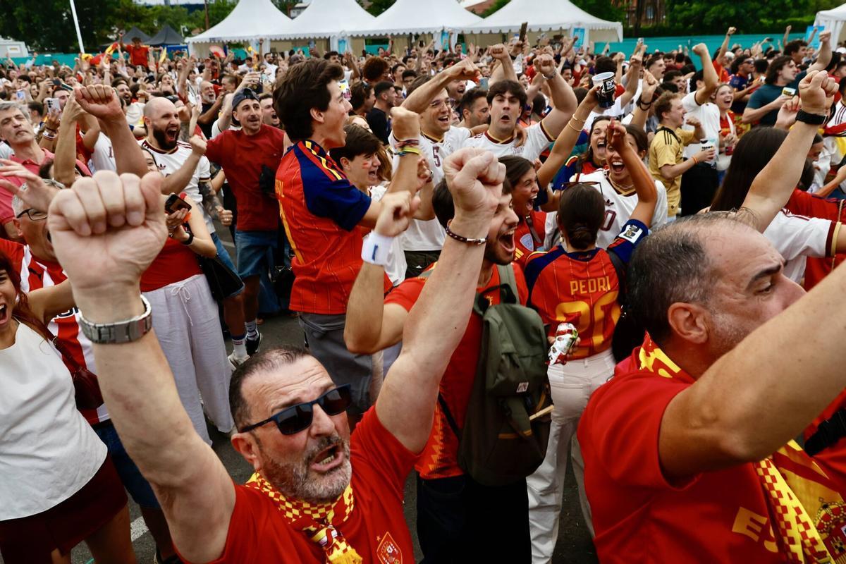 Así se vivió el partido de España contra Francia en Gijón Así se vivió el partido de España contra Francia en Gijón