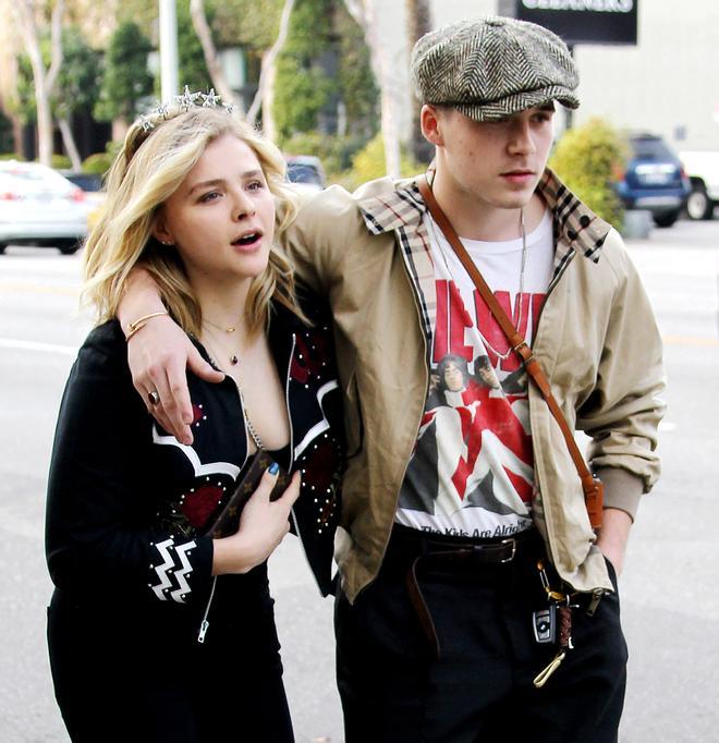 Chloë Grace Moretz junto a Brooklyn Beckham