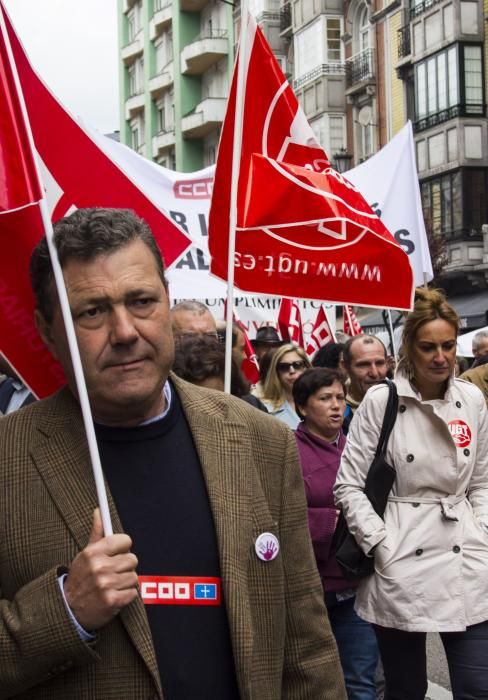 Manifestación de los sindeicatos contra la siniestralidad laboral