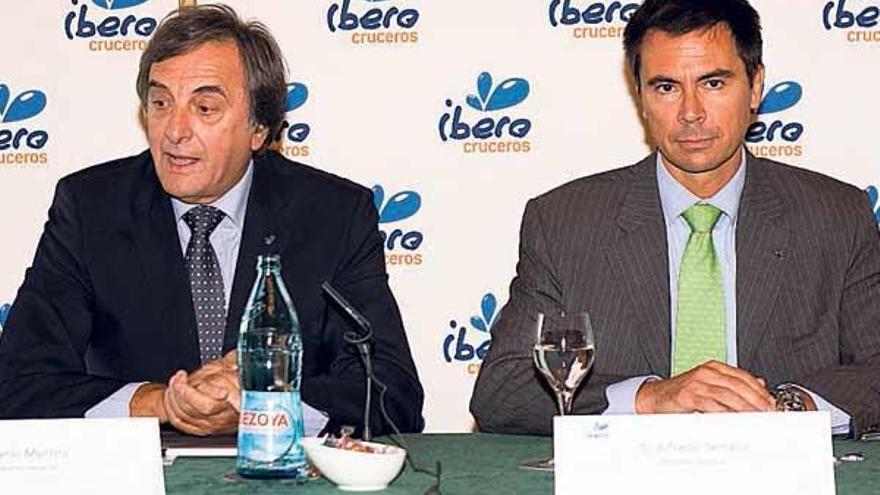 Mario Martini, consejero general de Iberocruceros, y Alfredo Serrano, director general.