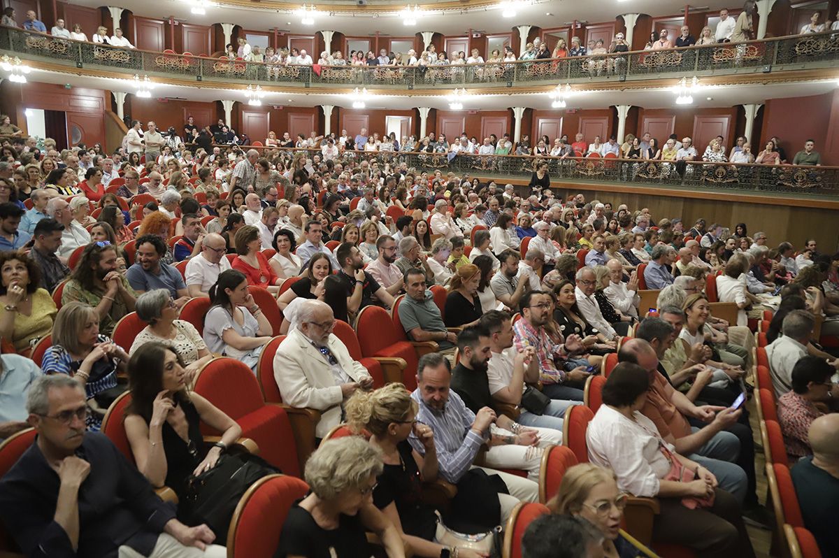 Lorca port Saura, el debut en el teatro de India Martínez