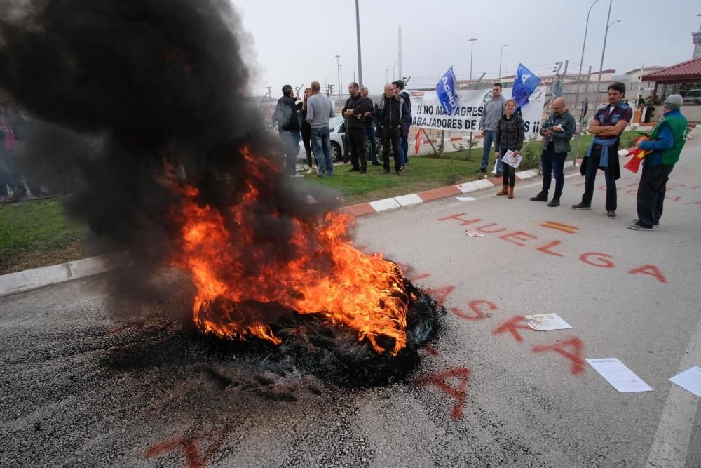 Protesta de los funcionarios de prisiones en la cárcel de Villena