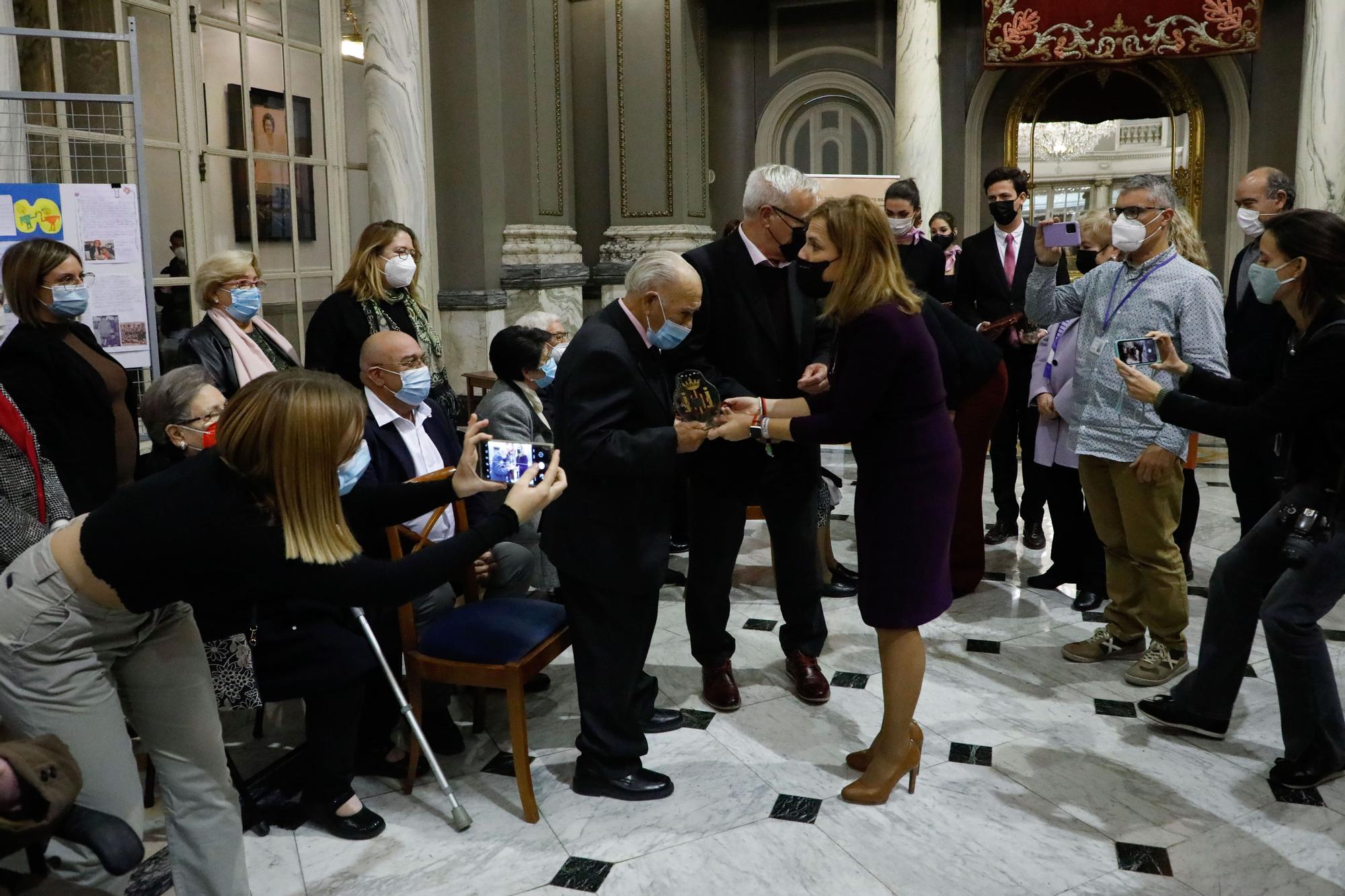 Recepción a las personas que cumplen 100 años en València