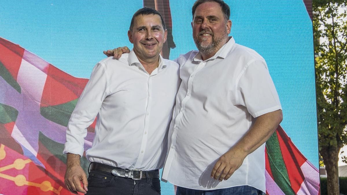 Arnaldo Otegi y Oriol Junqueras.