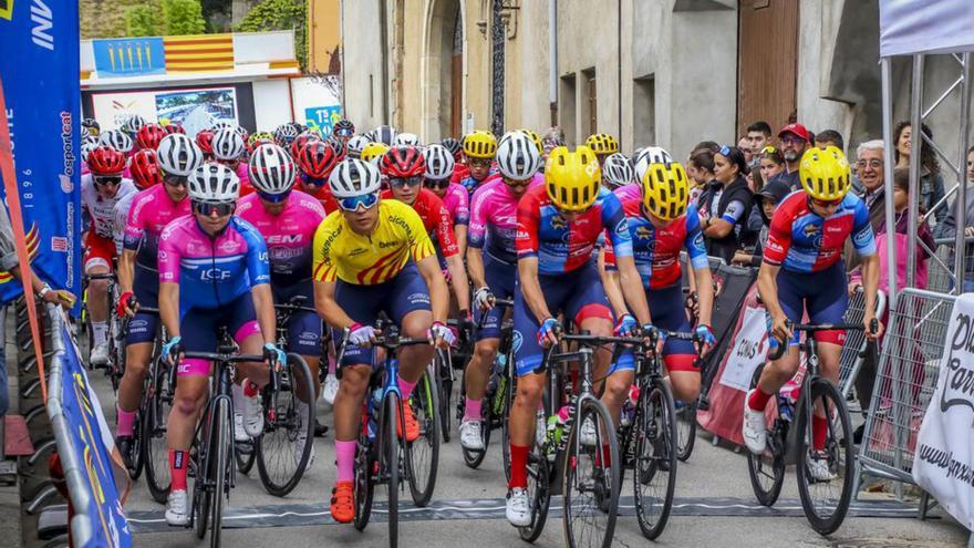 Agullana, seu de la primera etapa de la Volta Girona