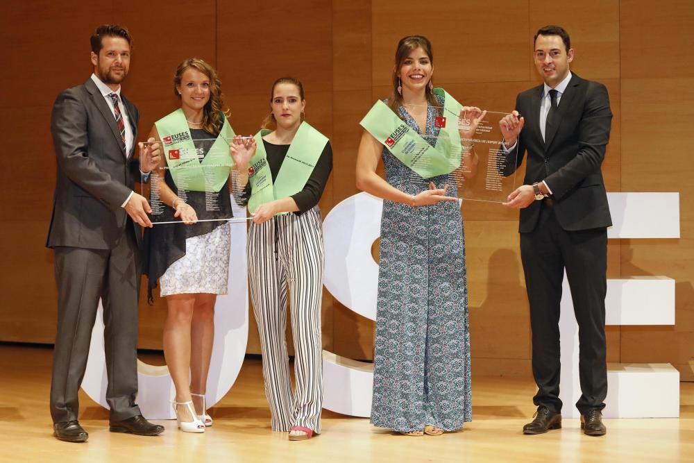 La jornada de graduació de l''EUSES omple l''Auditori