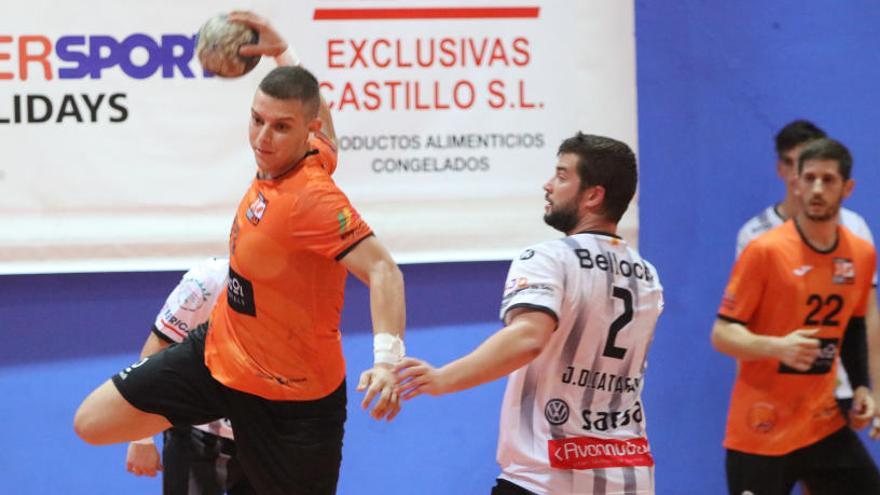 El HC Playasol Eivissa debuta con goleada en Benidorm