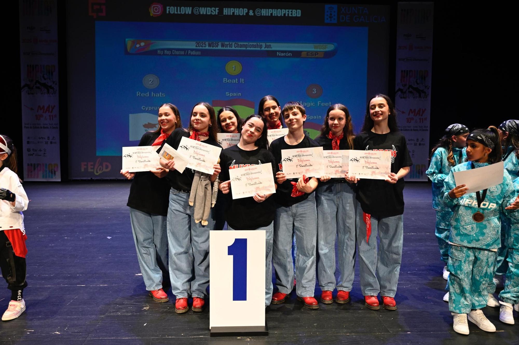 Los bailarines vigueses copan los podios del Mundial de hip-hop de Narón