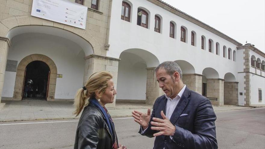 El Ayuntamiento de Cáceres ofrece Valhondo para el conservatorio de danza
