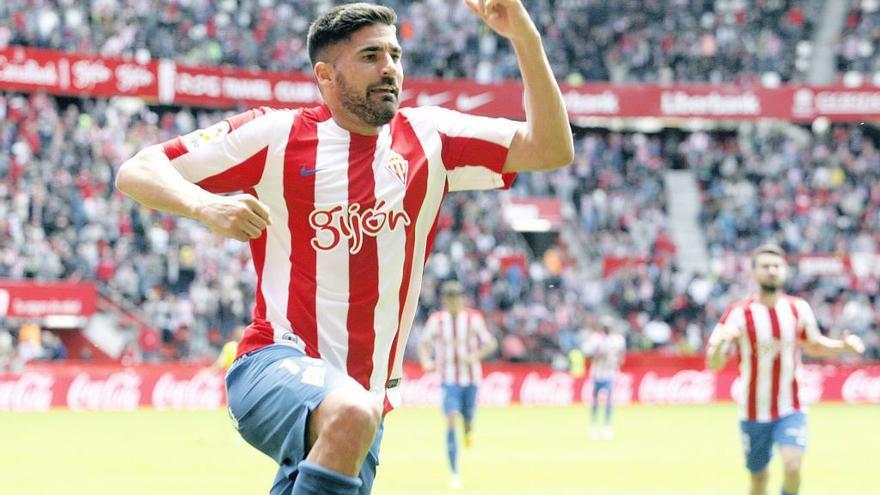 Carmona, celebrando el gol del pasado ante Las Palmas.