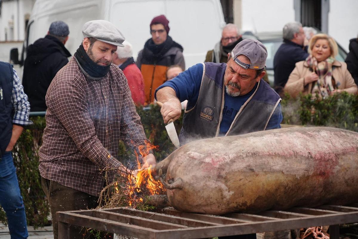 Un momento de la Fiesta de la Matanza de Alcaracejos.