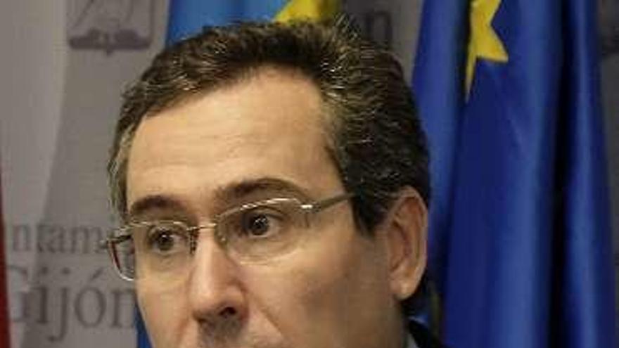 Fernando Couto.