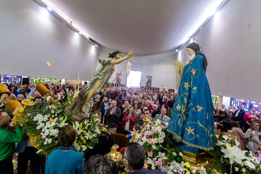 El Encuentro en La Vila se celebra en el templo Cristo Resucitado por la lluvia.