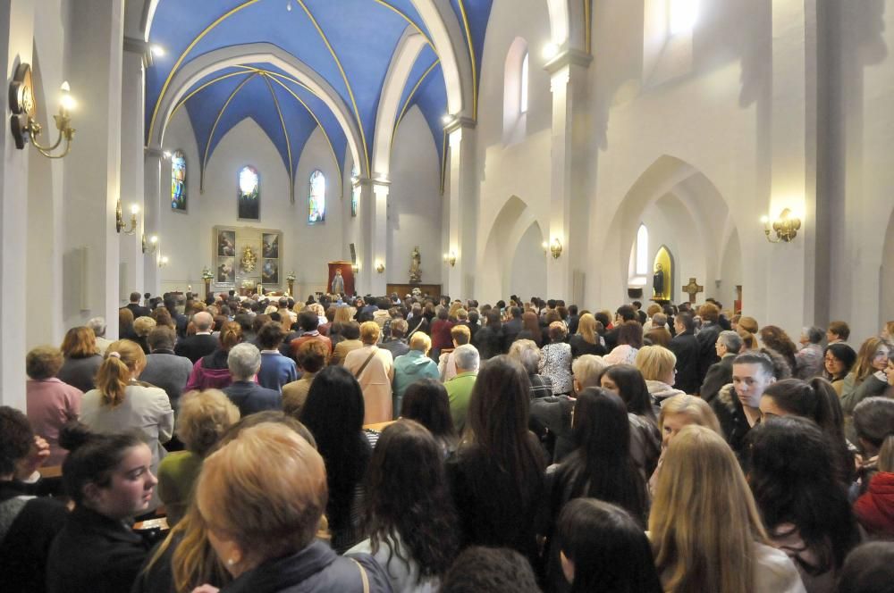 Funeral en Laviana por Marta Pérez, la joven de 17 años fallecida en accidente de tráfico.