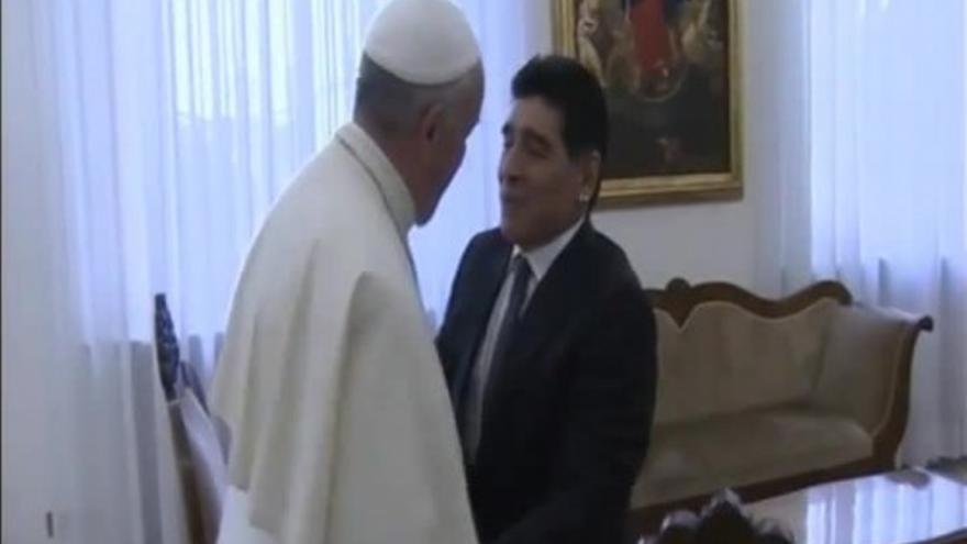 Encuentro entre el Papa y Maradona