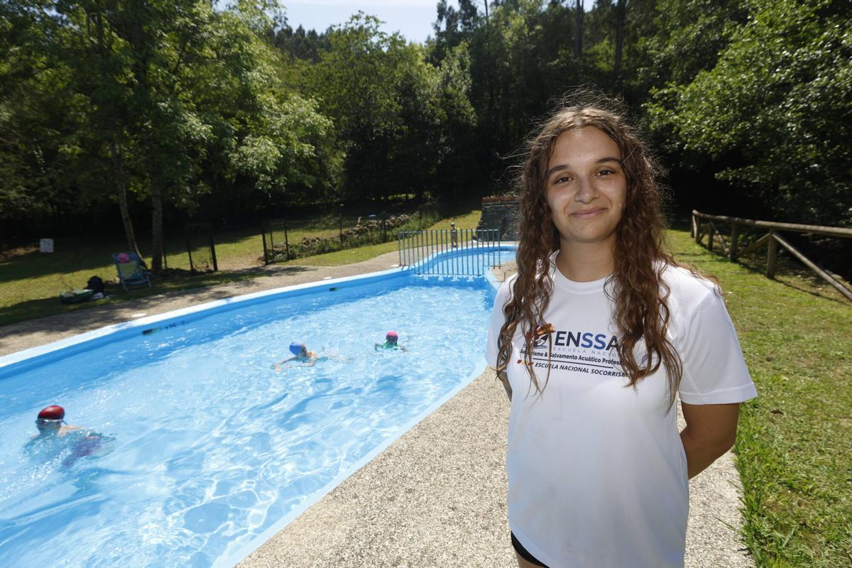 Reportaje de verano de las piscinas de Illas