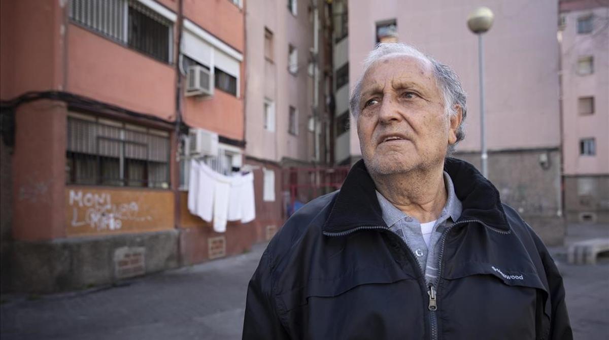 Juan Amaya, vecino del barrio de Sant Roc, en Badalona.