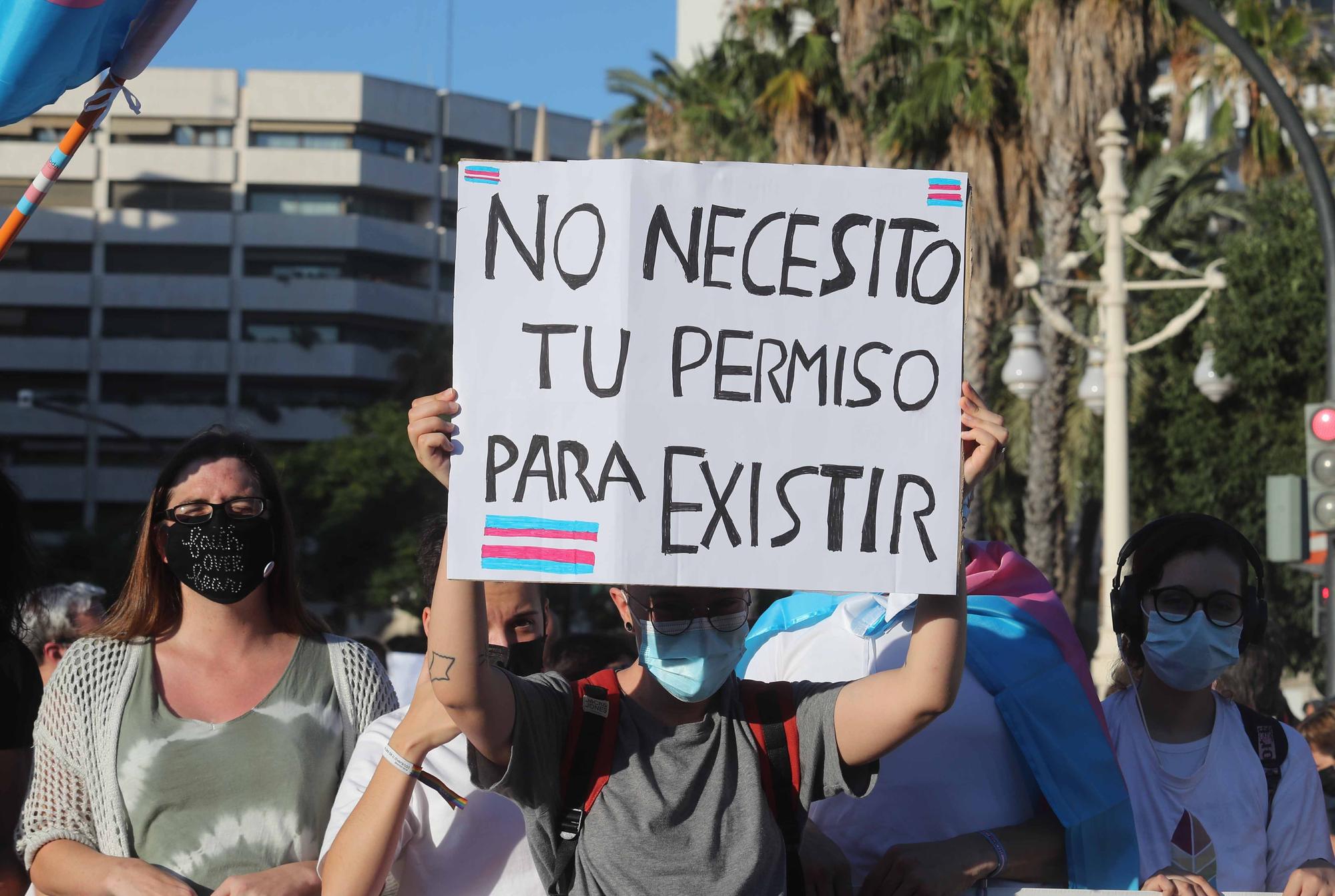 El dia del Orgullo LGTBI+ en València, fue una fiesta