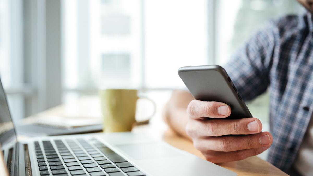 La ‘app’ ‘Sí-Check’ analiza la seguridad de las empresas industriales de la Comunitat Valenciana.