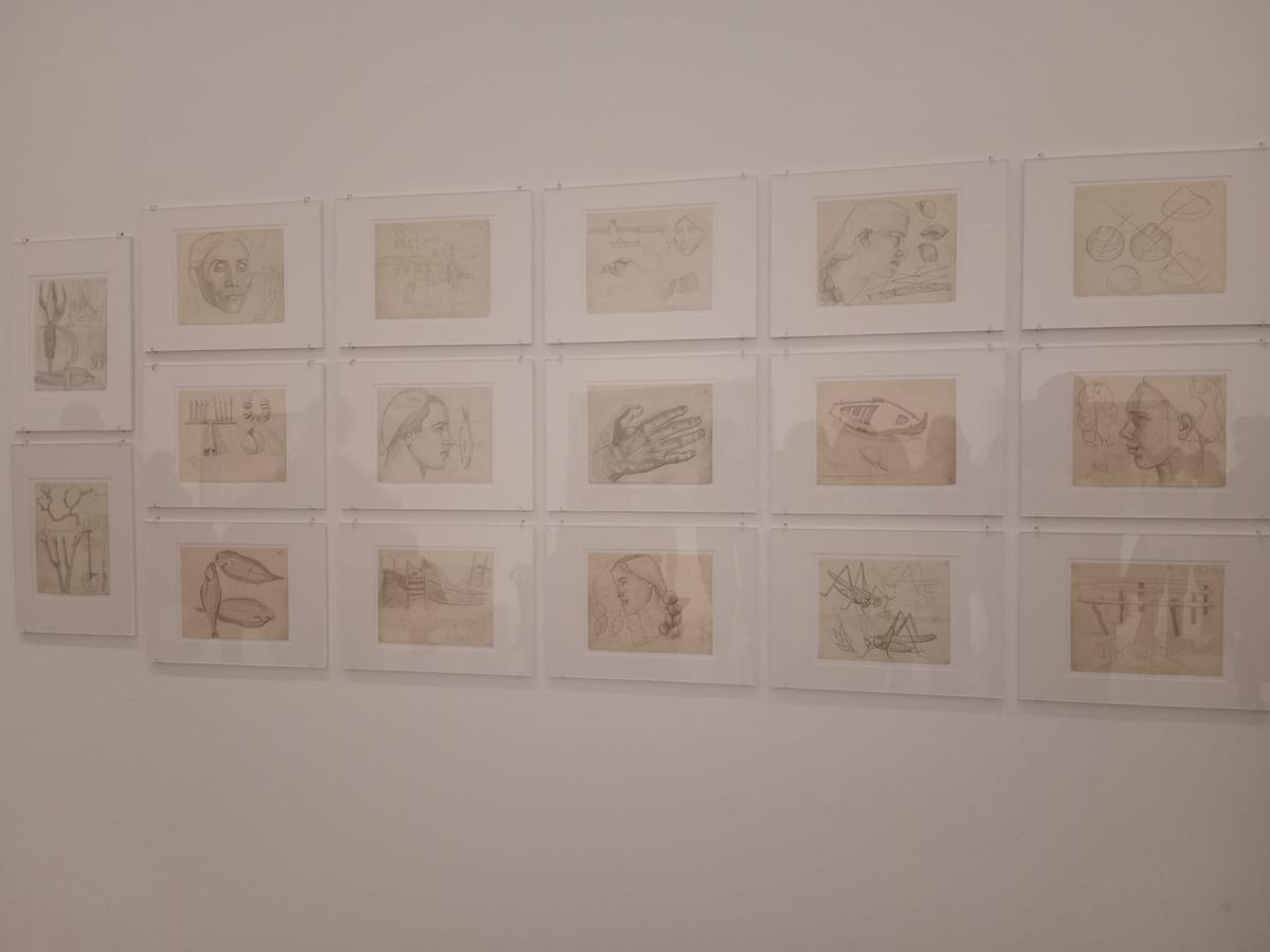 Bocetos del "Cuaderno de Galicia" en la exposición del Museo Reina Sofía.