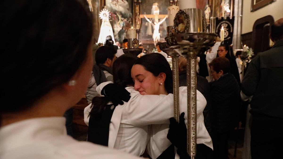 EN IMÁGENES: Segunda cancelación de la procesión de la Soledad de Avilés