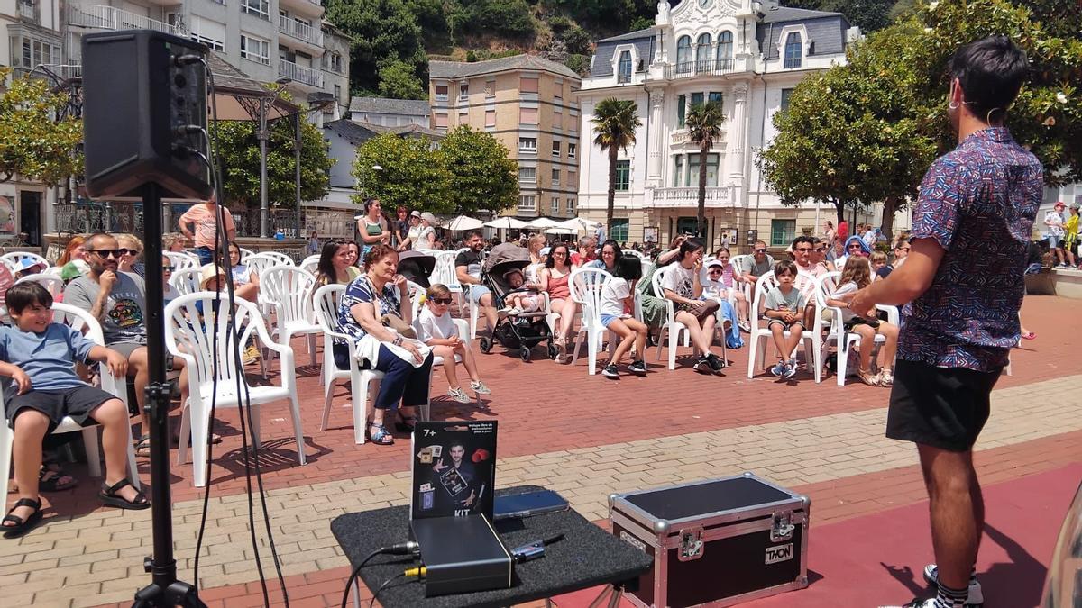 En imágenes: Así fue el festival "Luarca Mágica" En imágenes: Así fue el festival "Luarca Mágica"