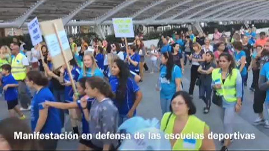 Manifestación en defensa de las Escuelas Deportivas Municipales de Torrevieja