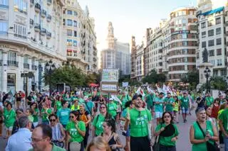 Así ha sido la manifestación de docentes por las calles de València tras el inicio de curso
