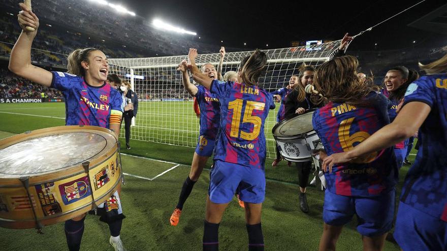 El Barça-Madrid bat el rècord mundial d&#039;assistència en un partit de futbol femení