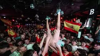 Barcelona con la Selección toma la discoteca Bling Bling para animar a la Roja