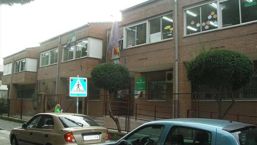 El ayuntamiento concede 39 becas para escolares