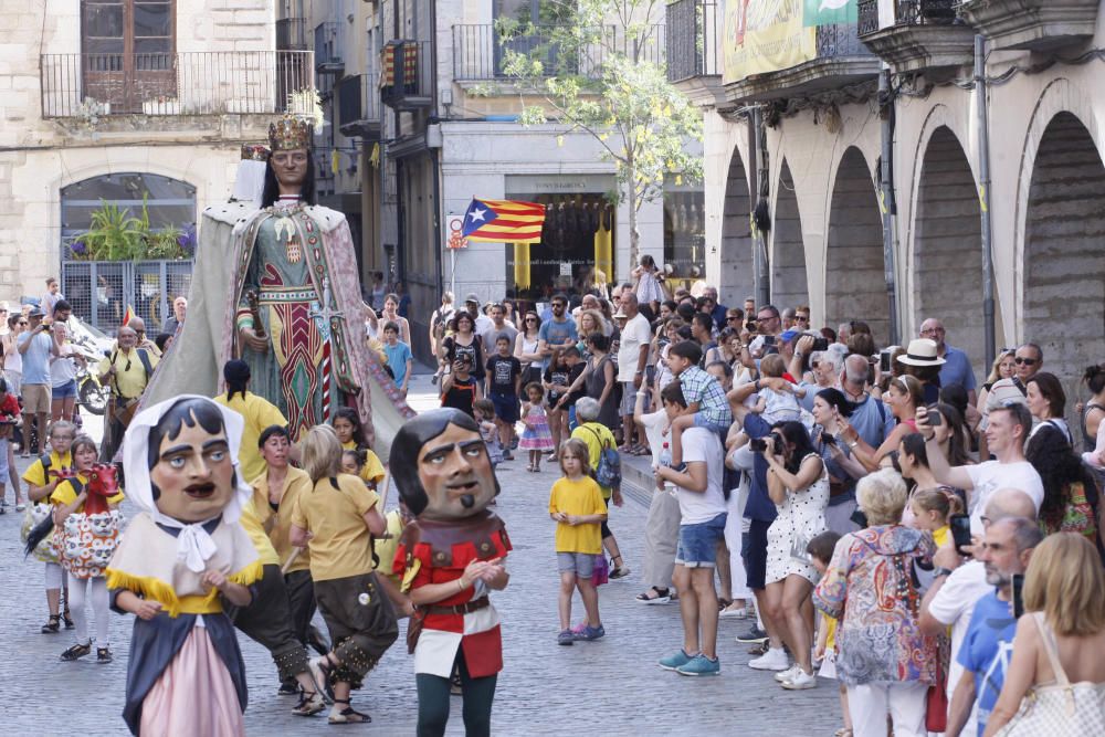 La Flama del Canigó arriba a Girona