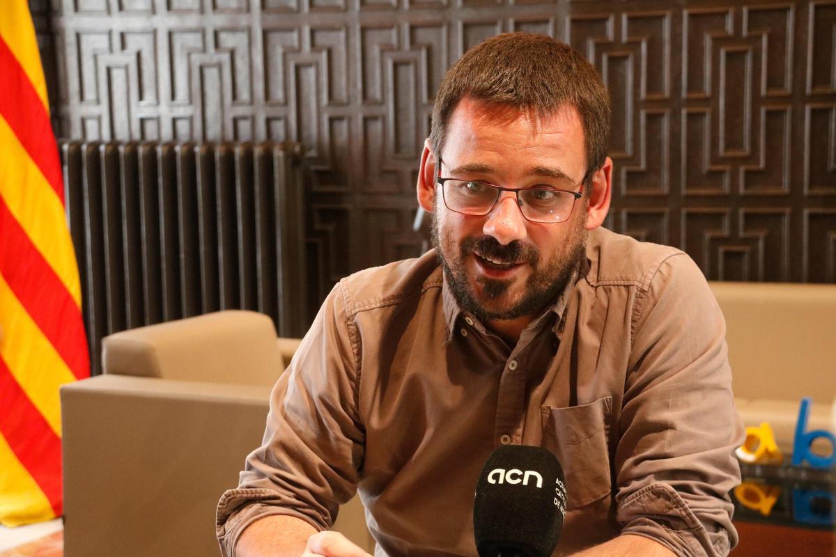 L'alcalde de Girona, Lluc Salellas, en una entrevista amb l'ACN
