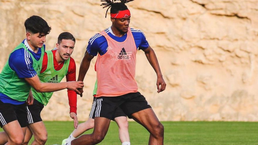 Ange Fofana, en el centro, en una sesión AFE. | AFE