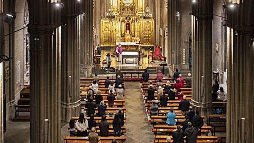 Una celebració de l&#039;eucaristia a les comarques gironines.