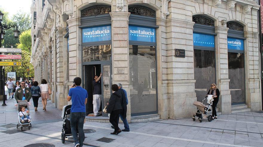 La apertura de Starbucks de Oviedo es inminente tras conseguir la licencia de obra