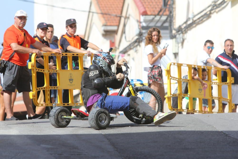 Los autos locos del barrio alcoyano de Batoy