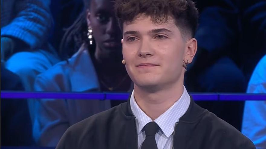 Crespo cruza la pasarela y pierde a una amiga en la Gala 8 de OT 2025