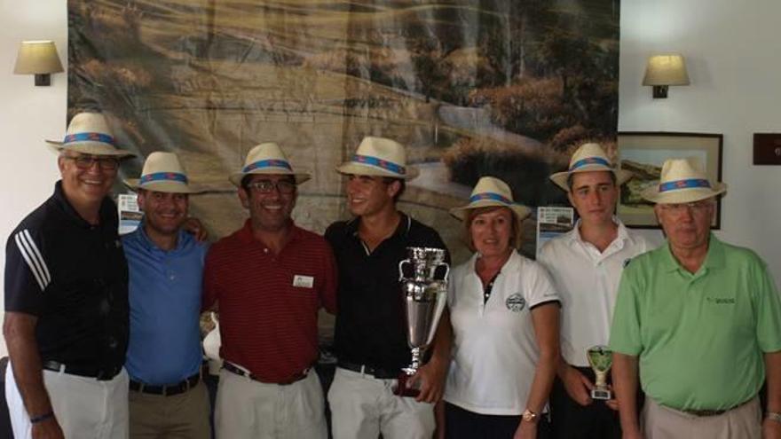 Font del Llop Golf acoge el XX Torneo Uva de Mesa Embolsada